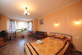 Квартира посуточно в Львове на ул. Межигорская, 43