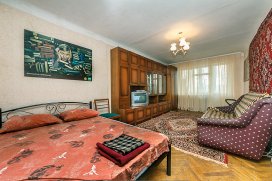 Квартира посуточно в Львове на ул. Урицкого, 17