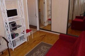 Квартира посуточно в Львове на ул. Владимирская, 89