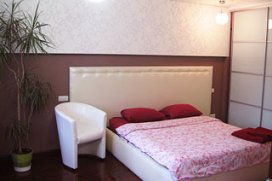 Квартира посуточно в Львове на ул. Ванды Василевской, 13/2