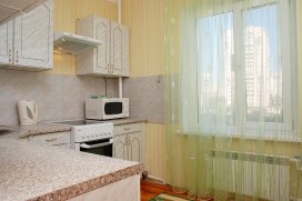Квартира посуточно в Львове на просп. Петра Григоренка, 36