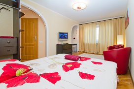 Квартира посуточно в Львове на ул. Леси Украинки, 10а
