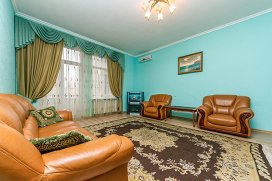 Квартира посуточно в Львове на ул. Бориса Гринченко, 4