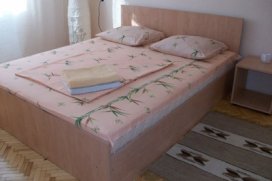 Квартира посуточно в Львове на ул. Ванды Василевской, 10