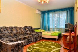 Квартира посуточно в Львове на ул. Урицкого, 30