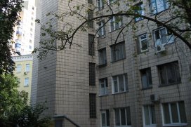 Квартира посуточно в Львове на ул. Рыбальская, 3